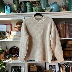 Everlane The Alpaca Polka Dot Oversized Crew in Snow / Canvas Polka Dot